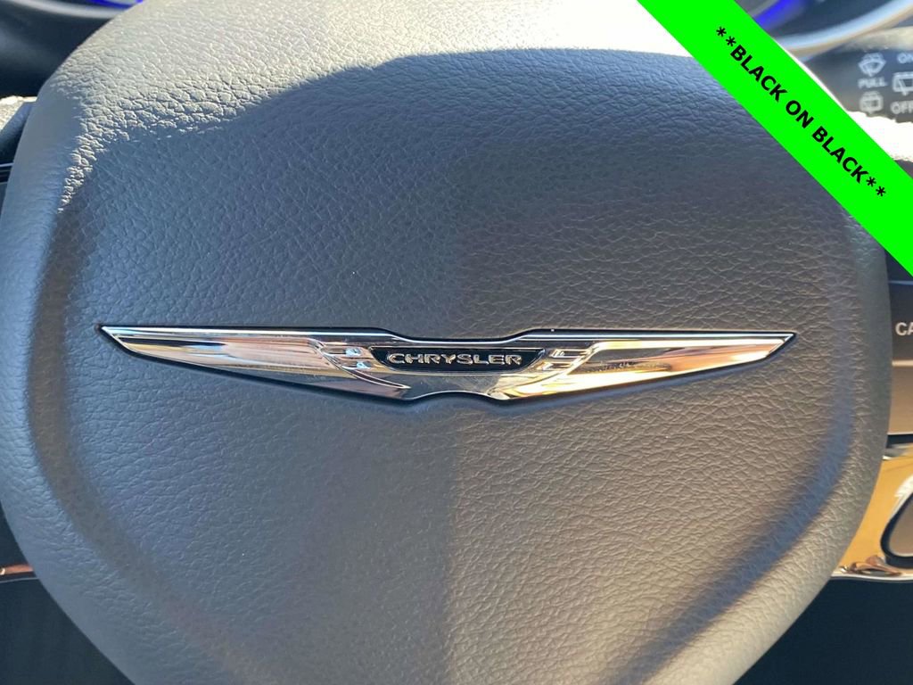 New 2026 Chrysler Pacifica Select w/ S Appearance Package image 28