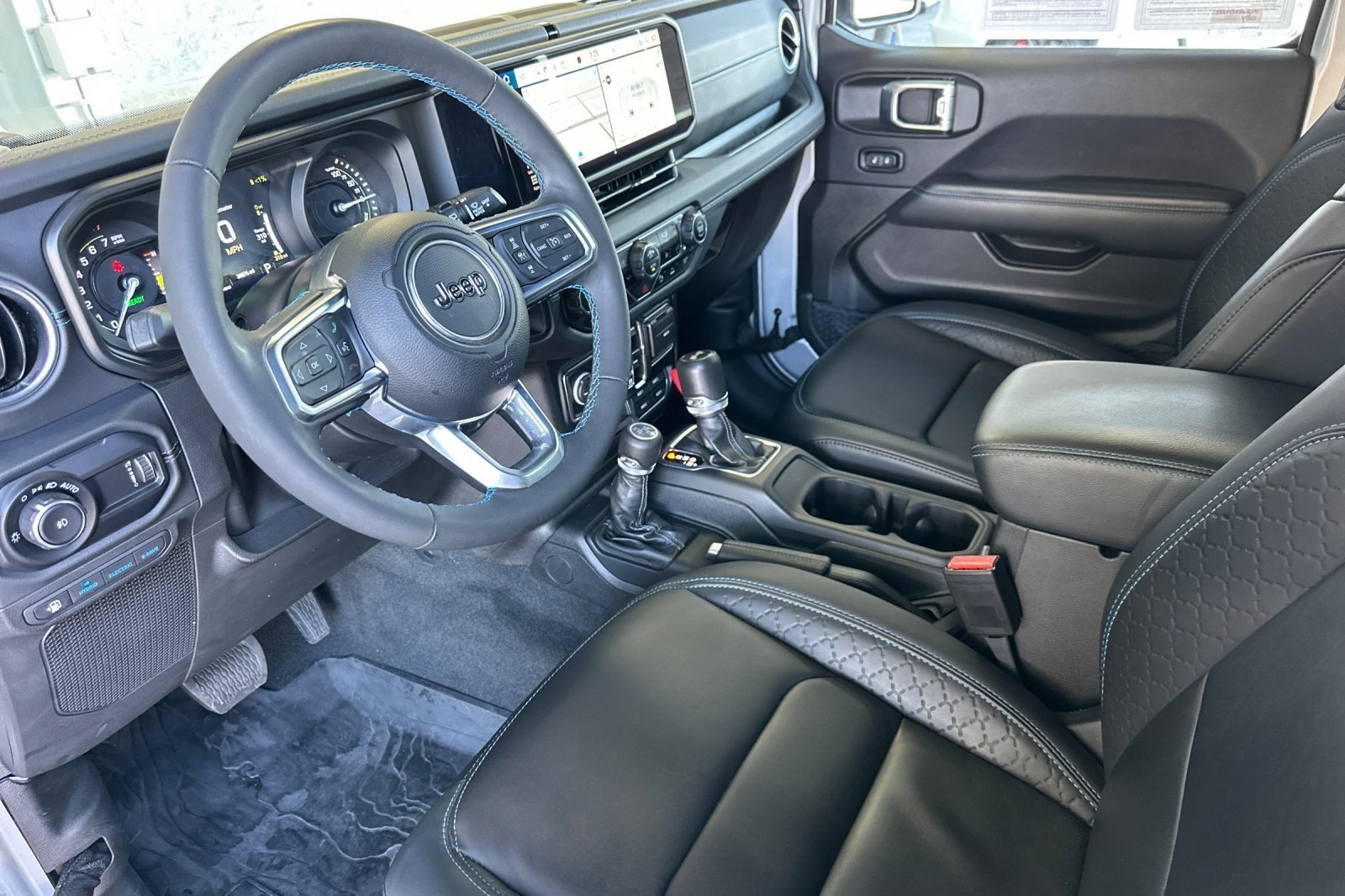 Used 2024 Jeep Wrangler High Altitude image 9