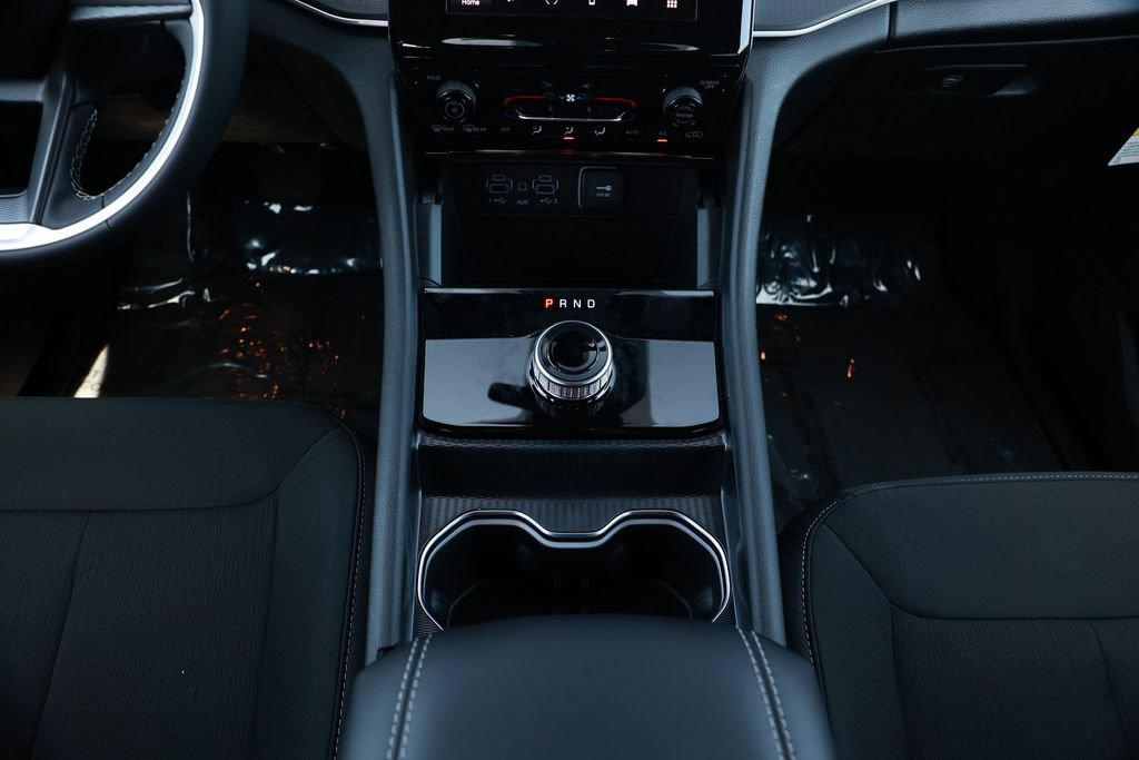 New 2026 Jeep Grand Cherokee L Laredo AWD/4WD image 26