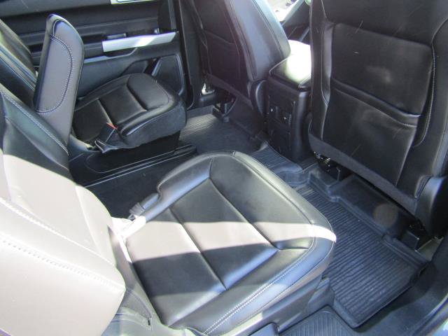 Used 2024 Ford Explorer XLT w/ Equipment Group 202A AWD/4WD image 13