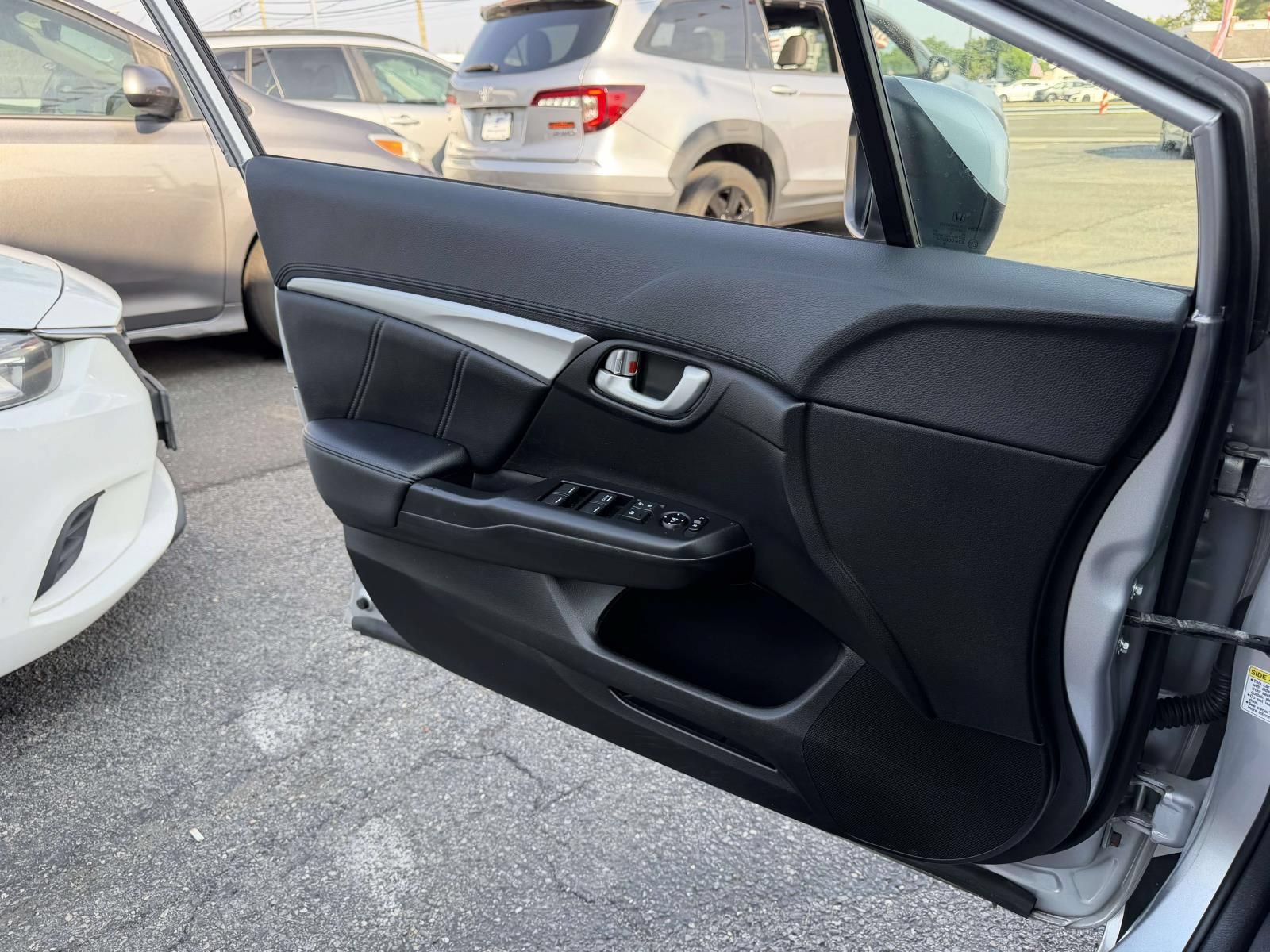 Used 2015 Honda Civic EX-L image 19