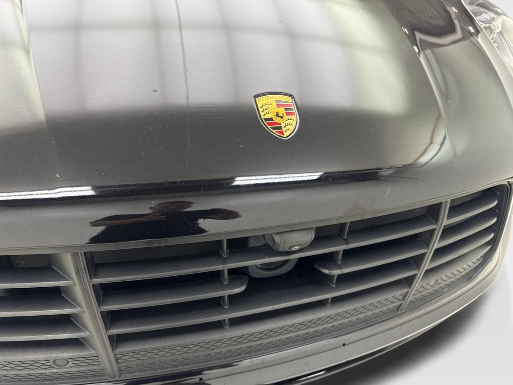 Used 2020 Porsche Macan Turbo AWD/4WD image 24