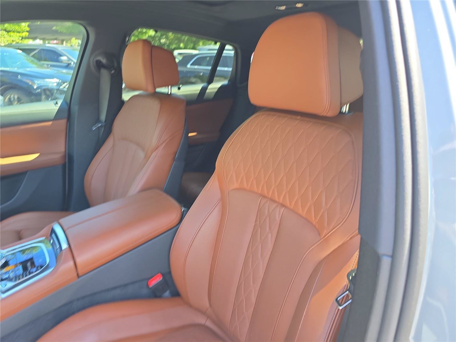 Used 2026 BMW X6 M60i AWD/4WD image 20