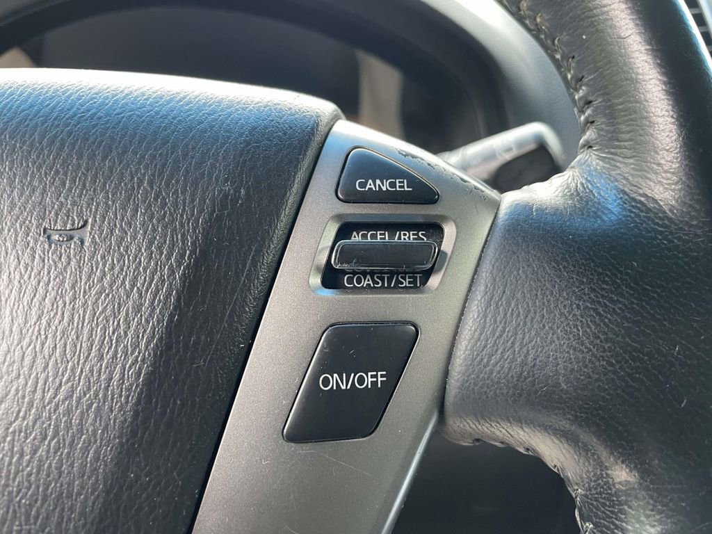 Used 2013 Nissan Armada SL RWD image 22