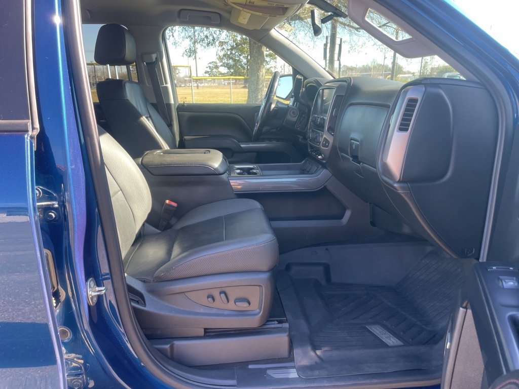 Used 2017 GMC Sierra 1500 SLT w/ All Terrain X Package image 15