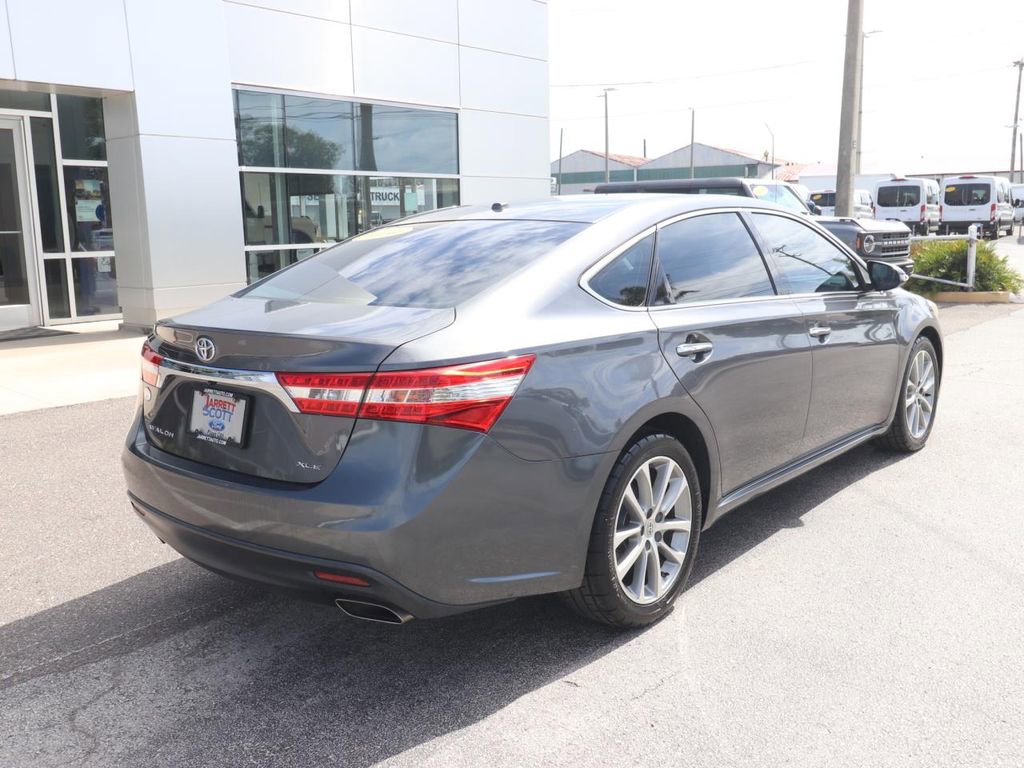 Used 2014 Toyota Avalon XLE Touring FWD image 13