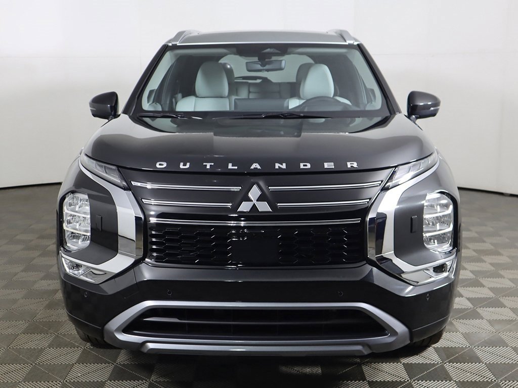New 2025 Mitsubishi Outlander AWD image 17