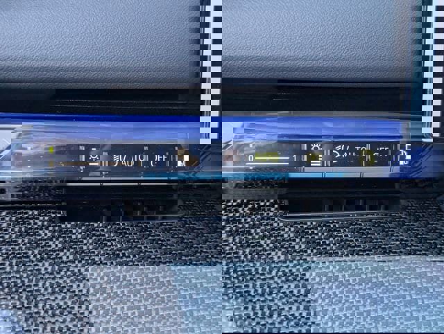 Used 2026 BMW M5 w/ Executive Package image 24