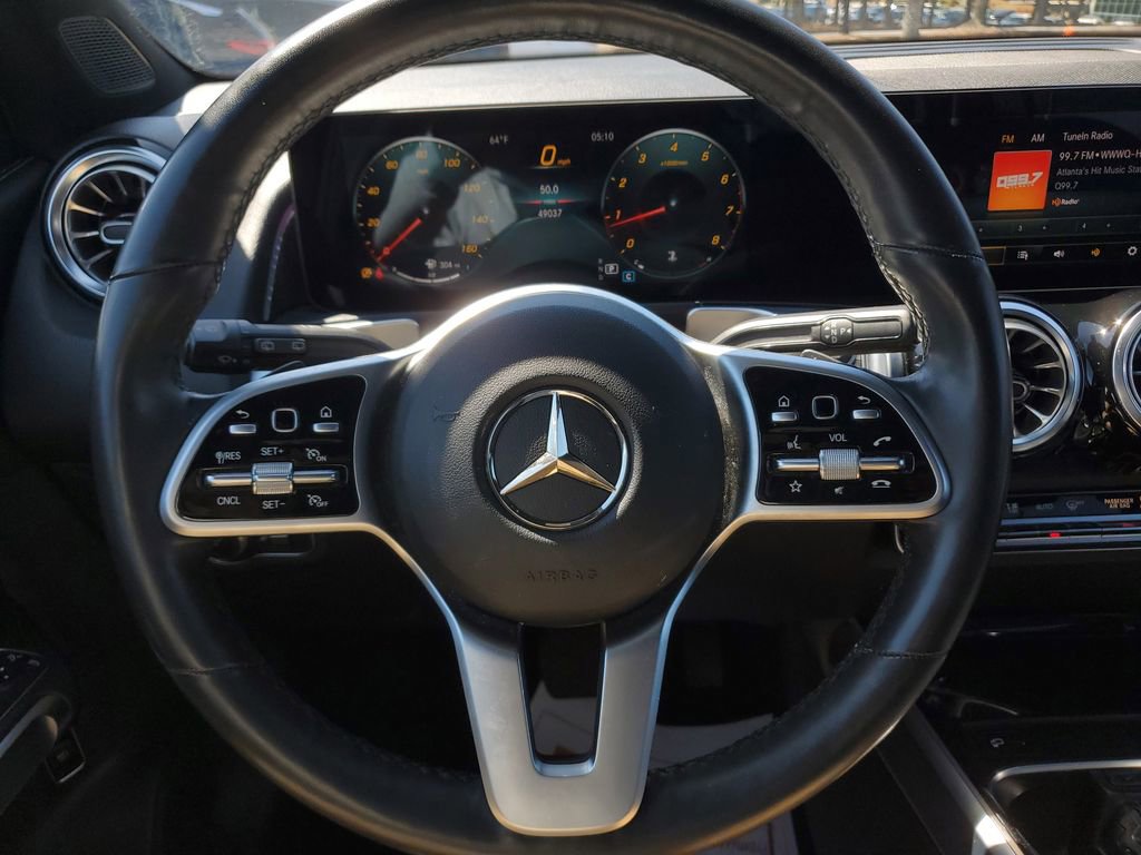 Used 2022 Mercedes-Benz GLB 250 4MATIC w/ Premium Package Lite image 22