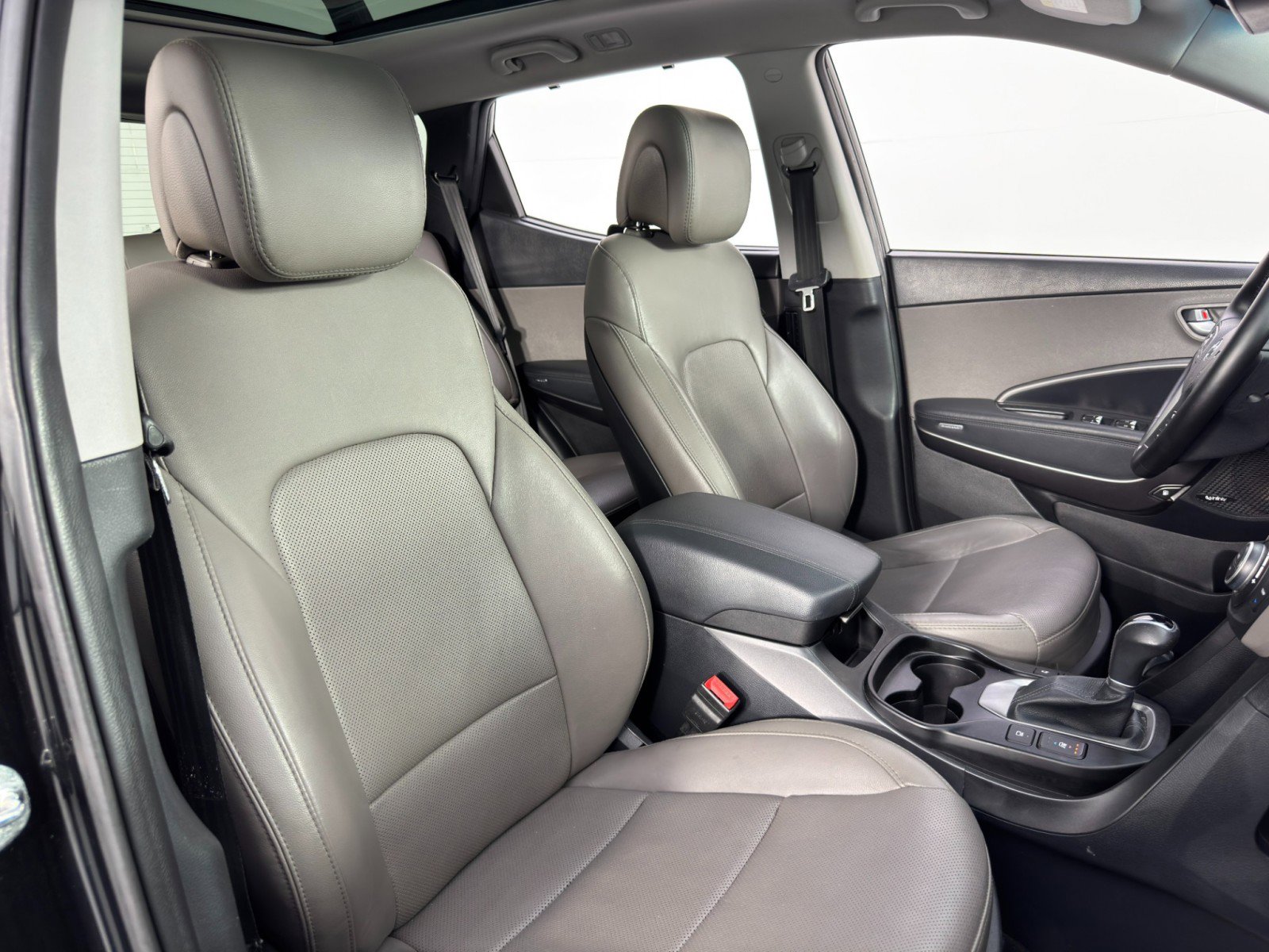 Used 2018 Hyundai Santa Fe Sport w/ 2.4L Tech Package 04 image 35