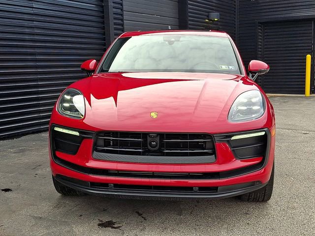 Certified 2023 Porsche Macan Turbo image 10