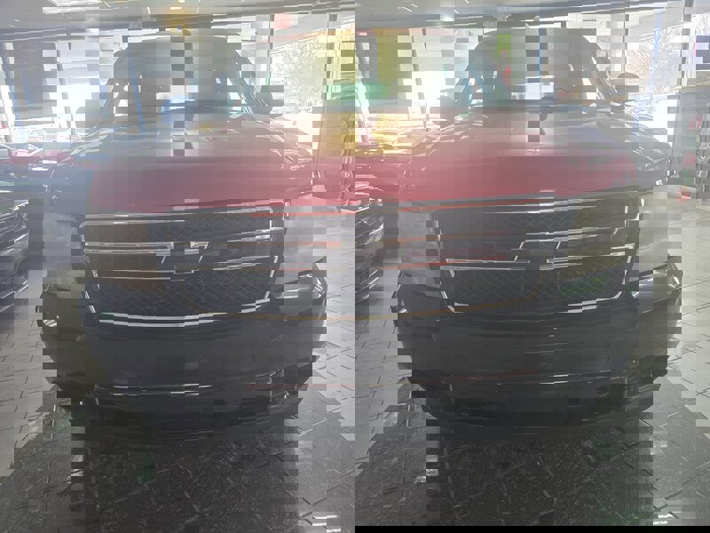 Used 2009 Chevrolet Tahoe 4WD image 2