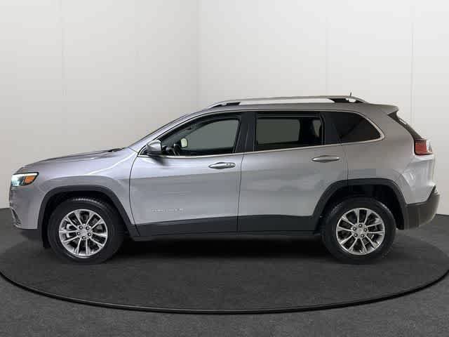 Used 2021 Jeep Cherokee Latitude Lux FWD image 3