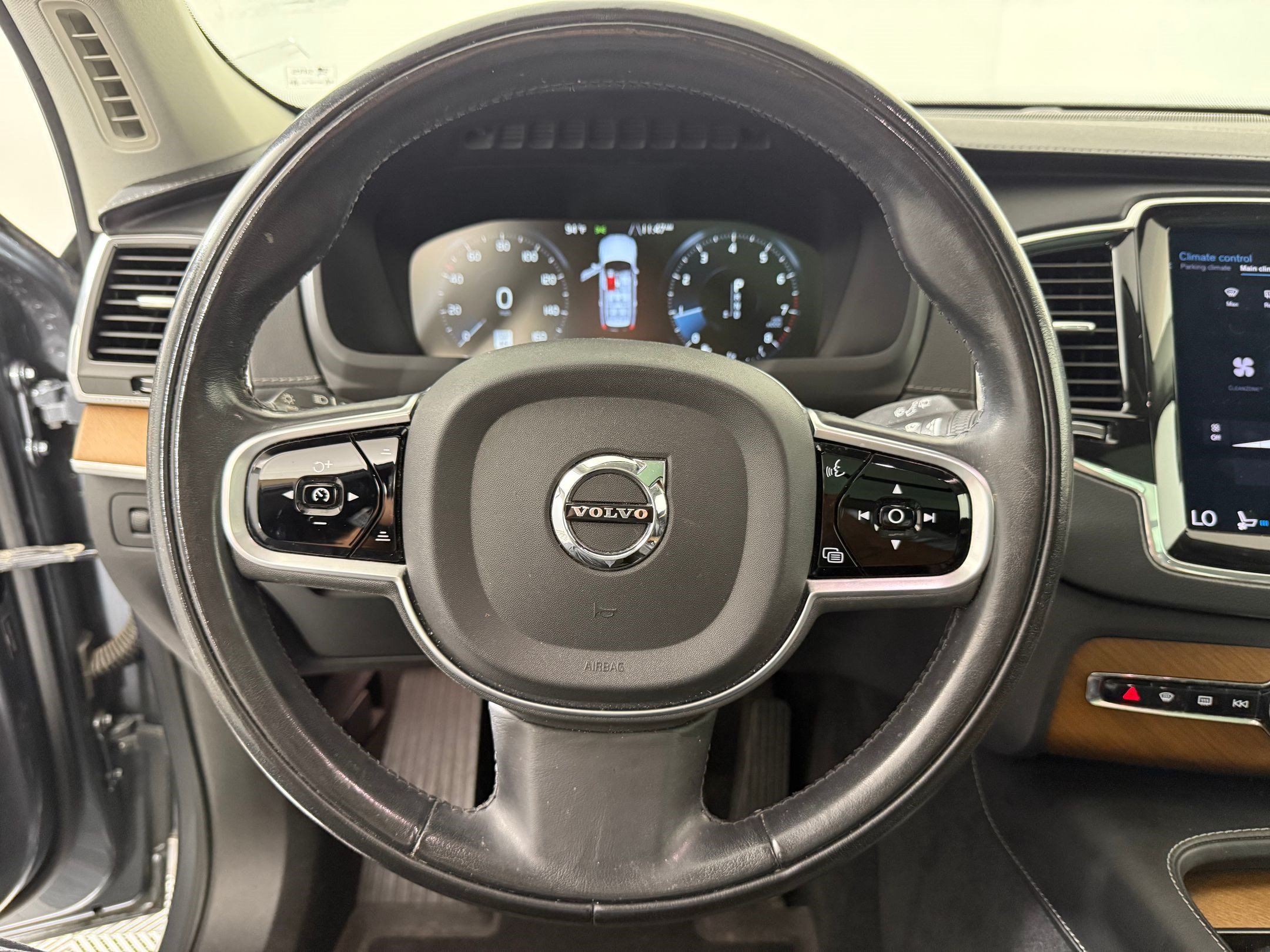 Used 2020 Volvo XC90 T6 Inscription AWD/4WD image 16