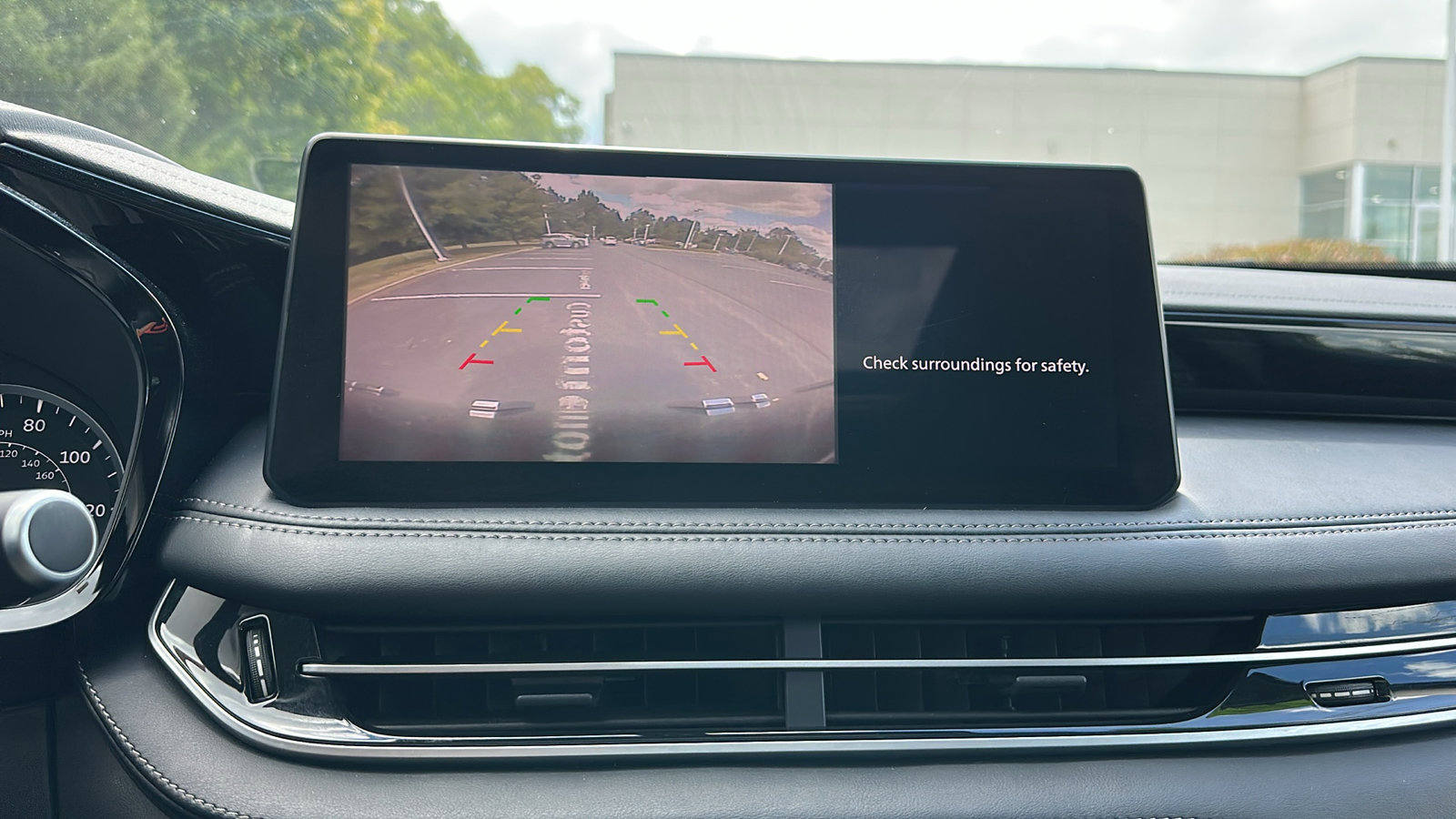 Certified 2024 INFINITI QX60 Pure image 19