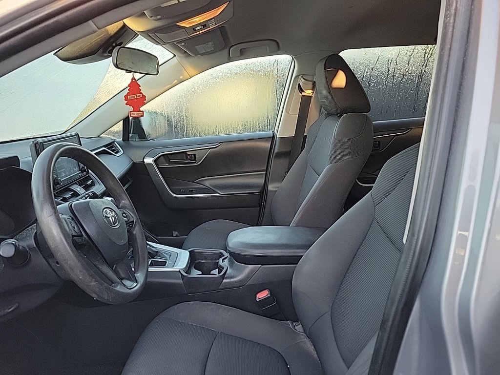 Used 2020 Toyota RAV4 LE w/ All Weather Liner Package AWD/4WD image 6
