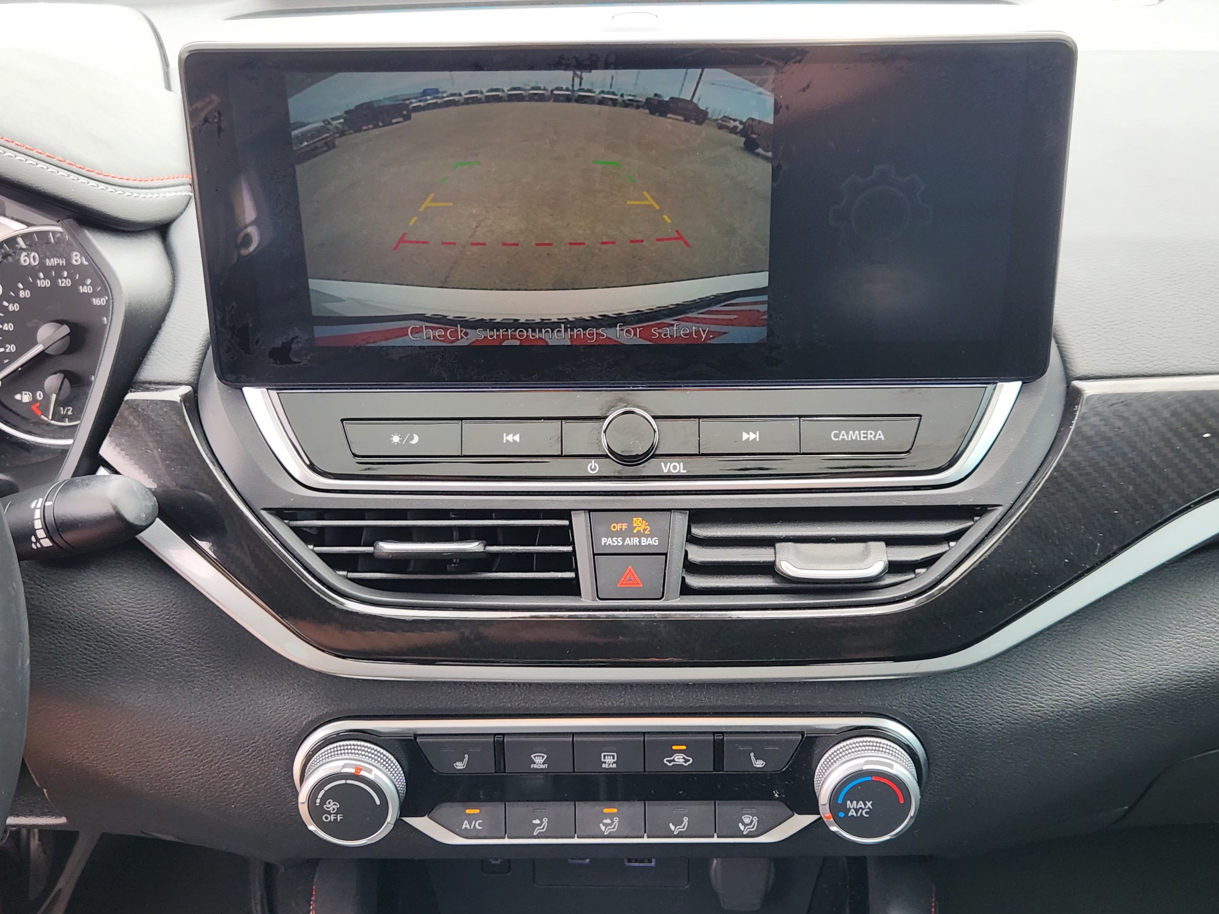 Used 2024 Nissan Altima 2.5 SR FWD image 19