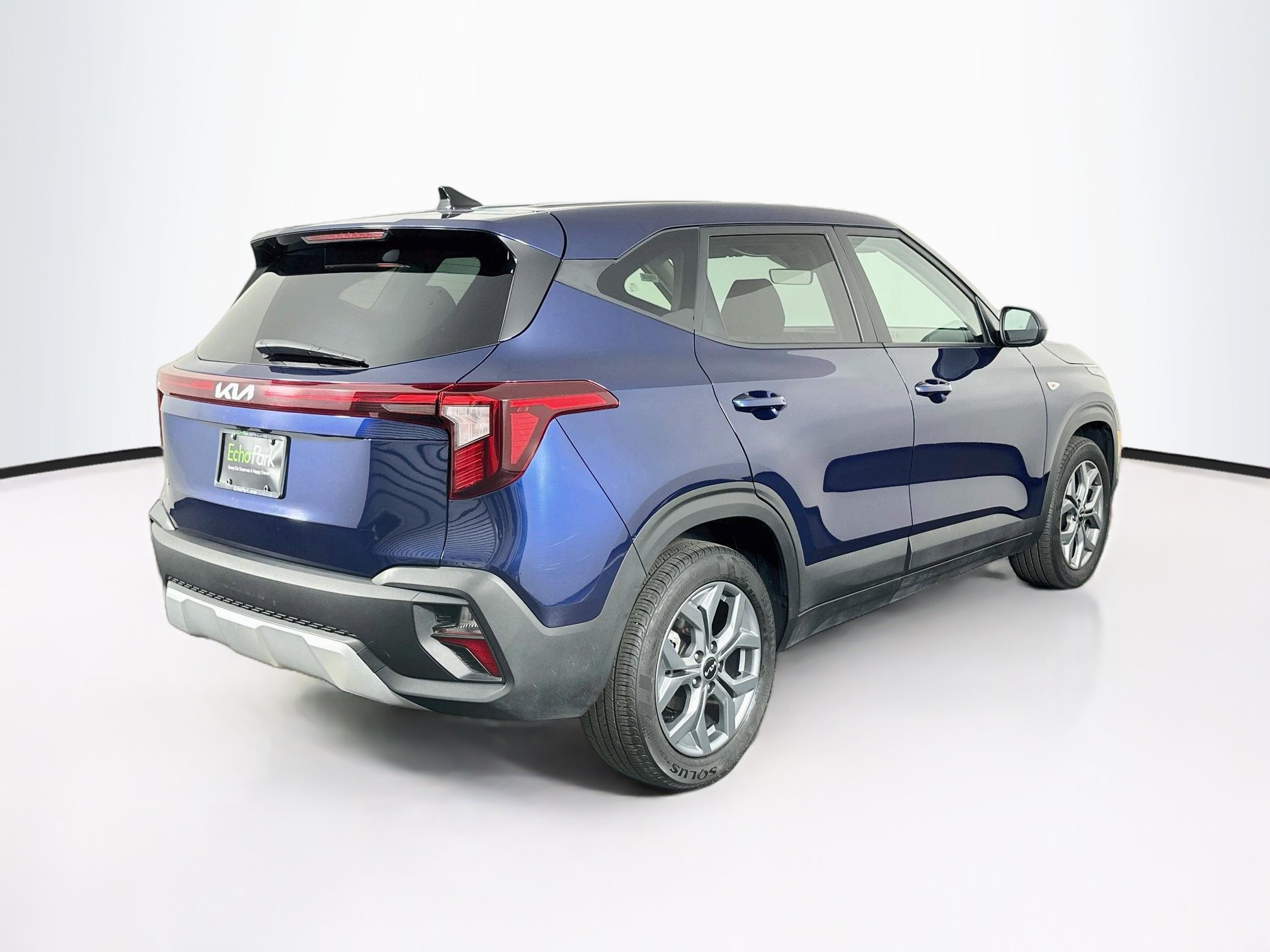 Used 2026 Kia Seltos LX FWD image 9