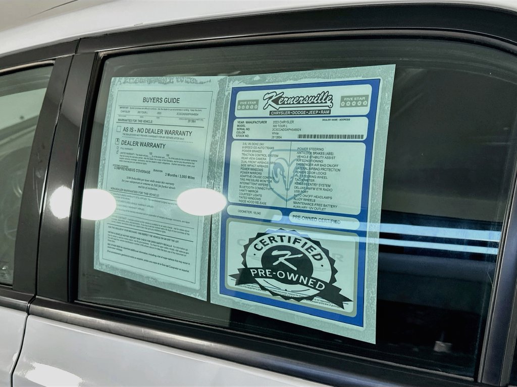 Used 2023 Chrysler 300 Touring L w/ Popular Equipment Group RWD image 36