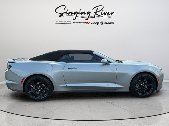 Used 2024 Chevrolet Camaro LT w/ Technology Package RWD image 8