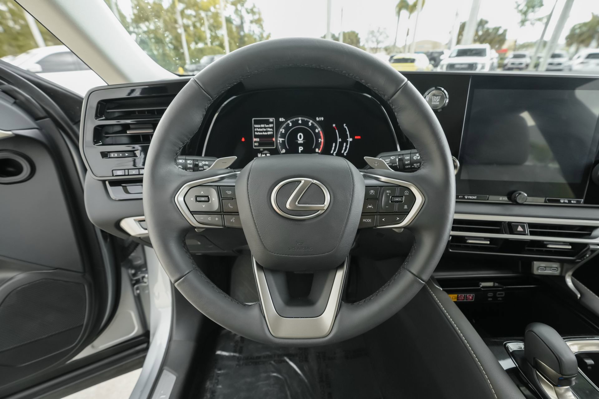Used 2024 Lexus RX 350 FWD w/ Technology Package image 8