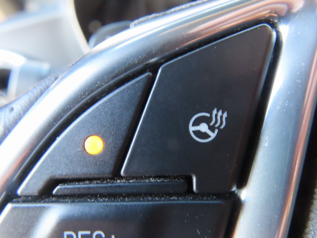 Used 2017 Chevrolet Camaro SS image 15