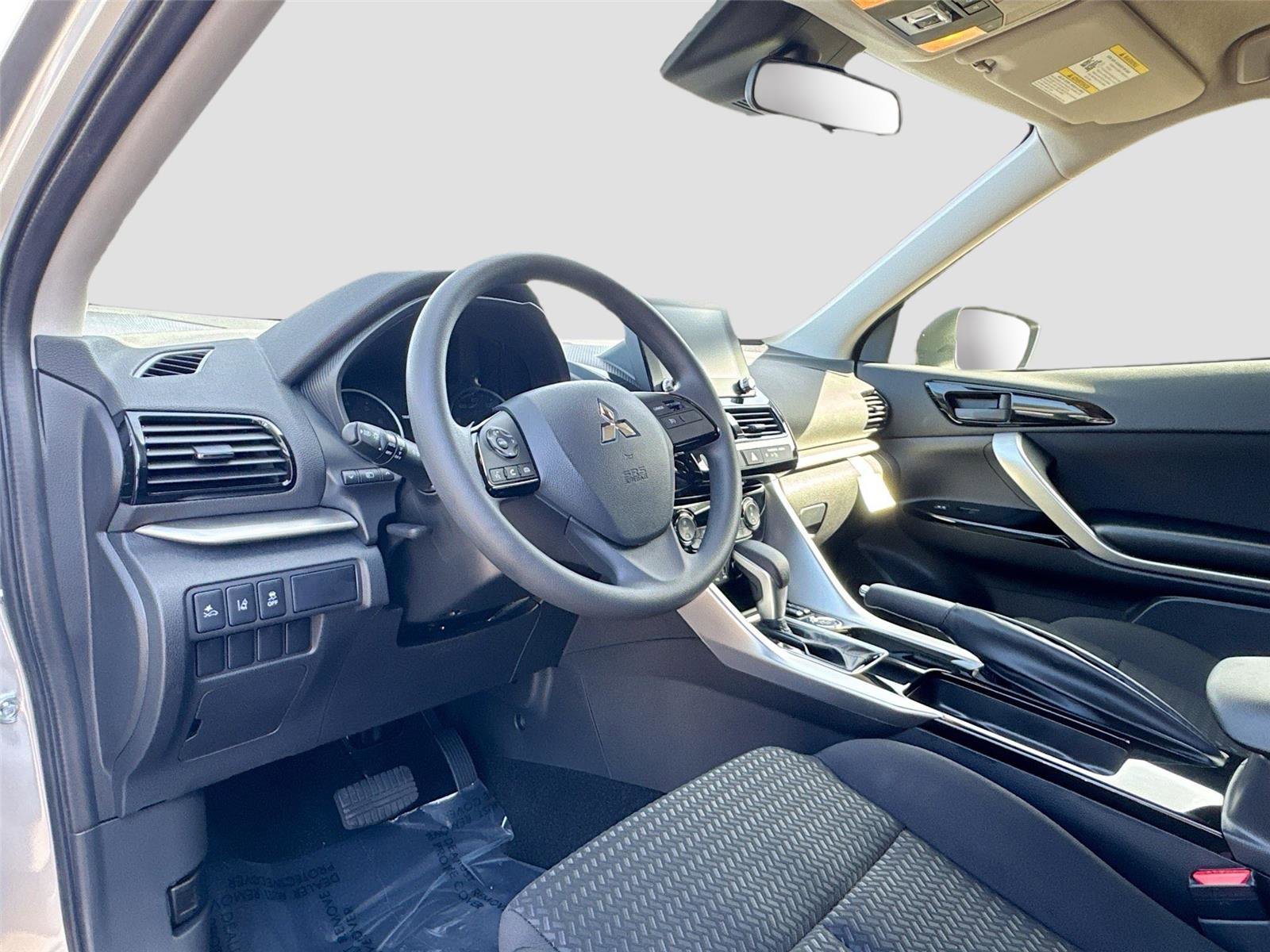 New 2026 Mitsubishi Eclipse Cross LE AWD/4WD image 9