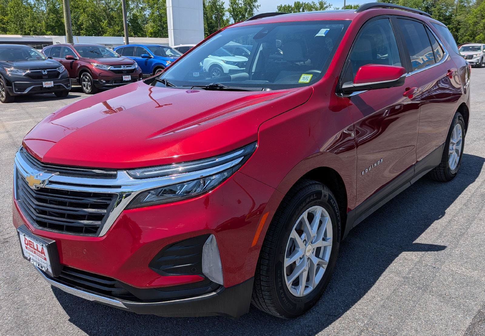 Used 2023 Chevrolet Equinox LT AWD/4WD image 4