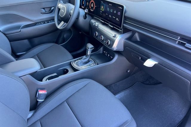 New 2026 Hyundai Kona SE image 16