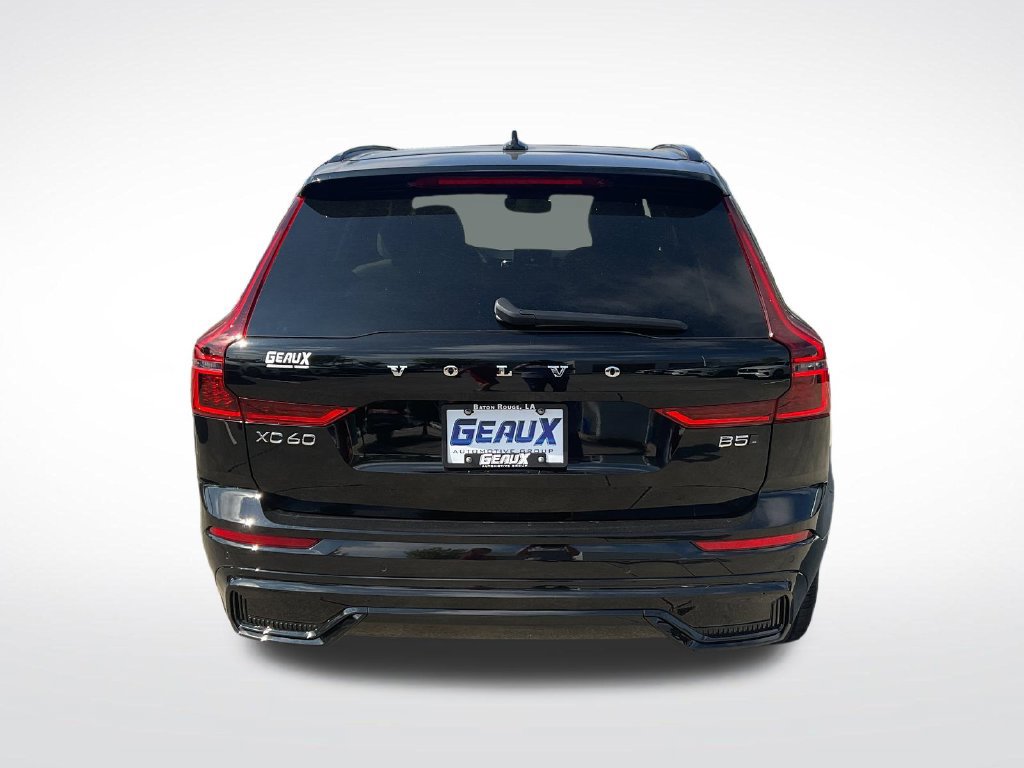 New 2027 Volvo XC60 B5 Plus AWD/4WD image 6