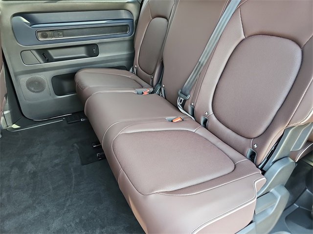 New 2025 Volkswagen ID. Buzz Pro S image 15