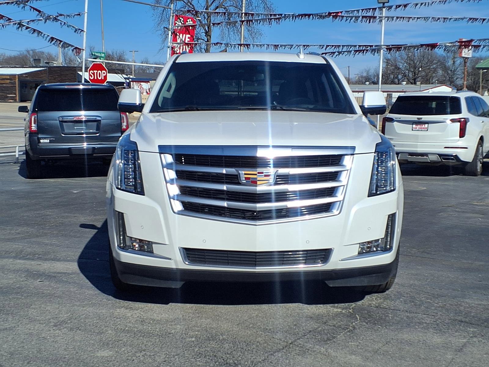 Used 2020 Cadillac Escalade Luxury image 25