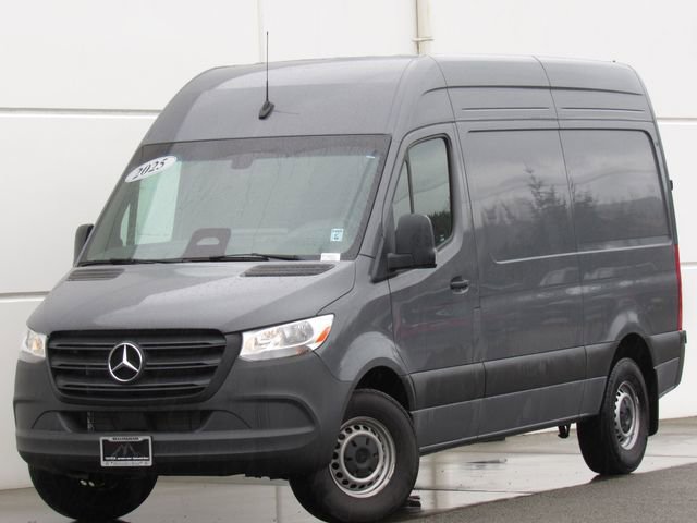 Used 2025 Mercedes-Benz Sprinter 2500 image 1