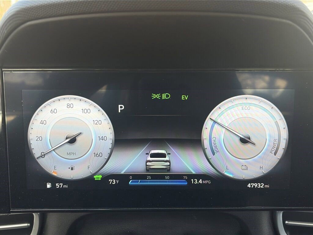 Used 2023 Hyundai Elantra Limited image 16