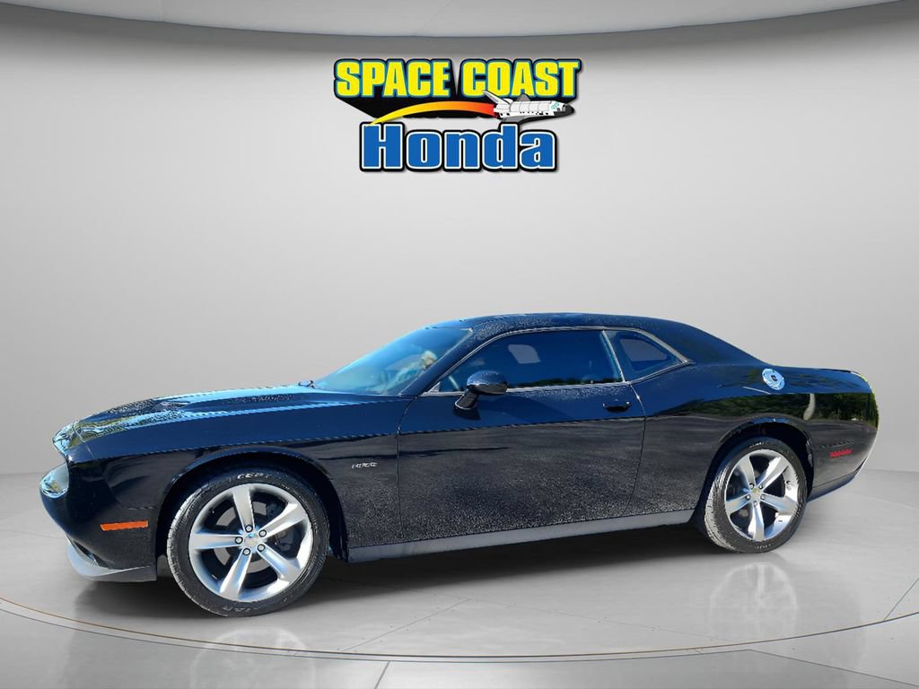 Used 2015 Dodge Challenger R/T w/ Quick Order Package 28B R/T RWD image 6