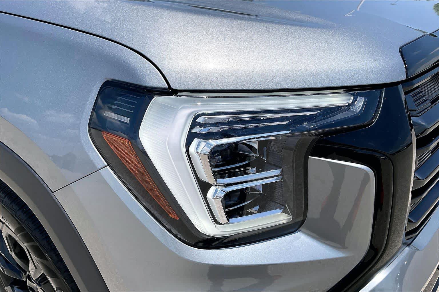 Used 2026 GMC Terrain Elevation w/ Elevation Premium Package AWD/4WD image 27