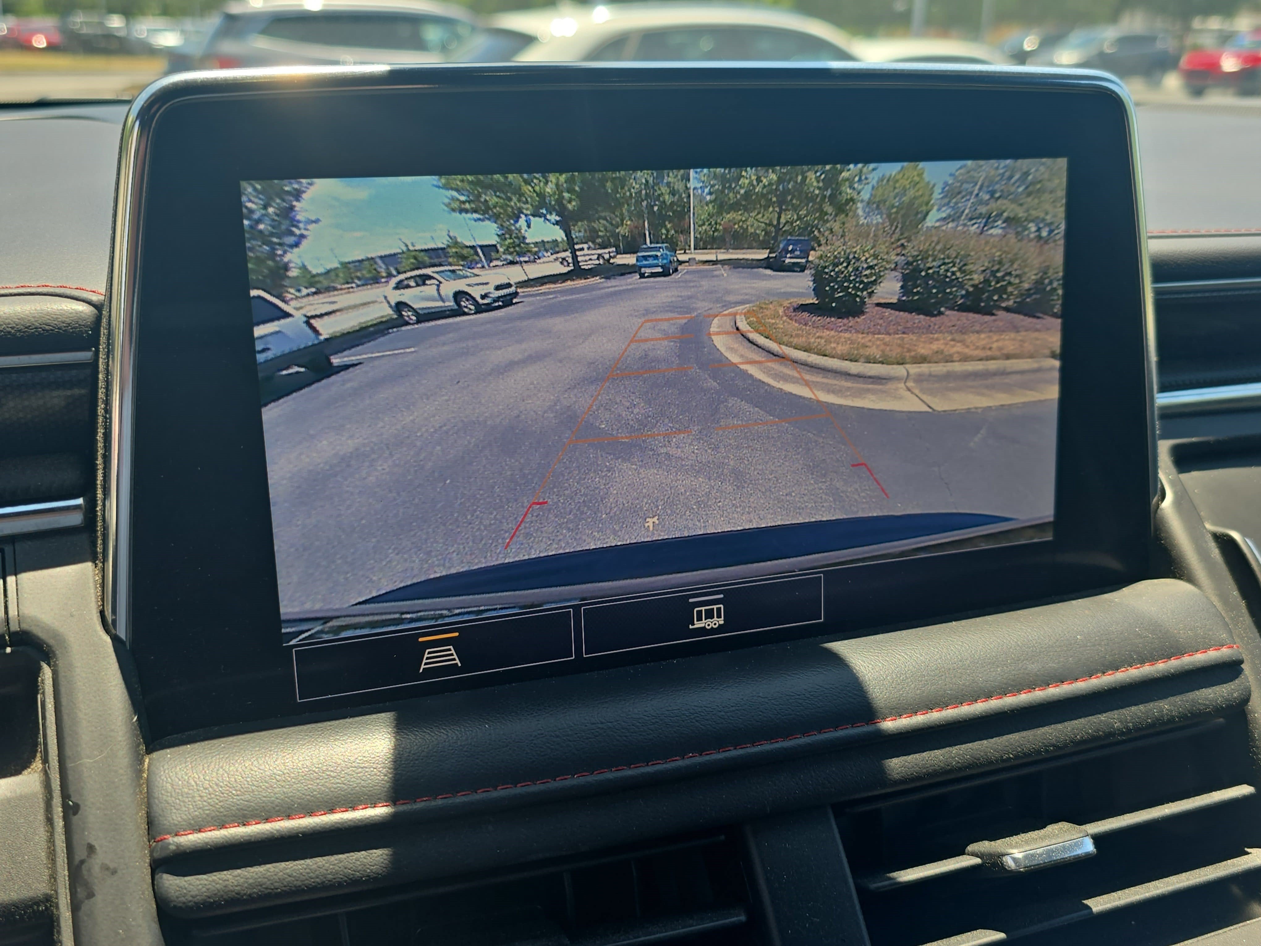 Used 2021 Chevrolet Tahoe RST AWD/4WD image 26