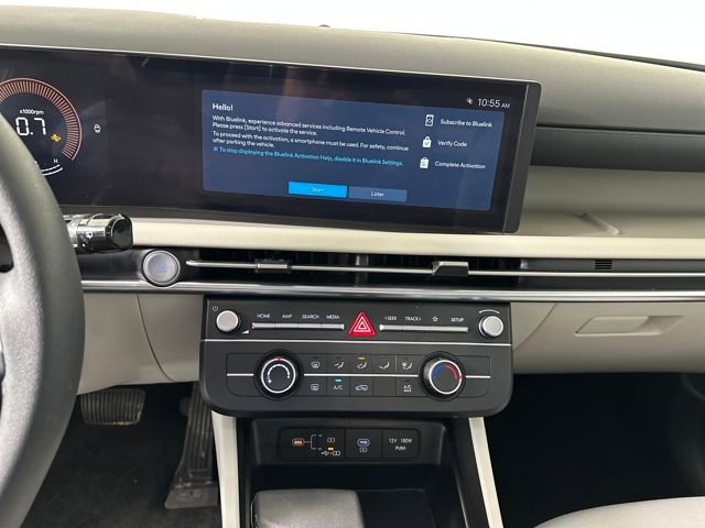 Used 2025 Hyundai Tucson SE image 21