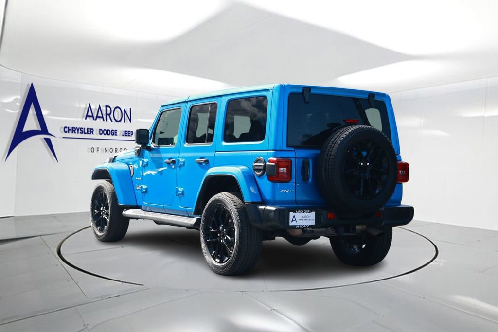 Used 2021 Jeep Wrangler Unlimited Sahara w/ Cold Weather Group AWD/4WD image 2