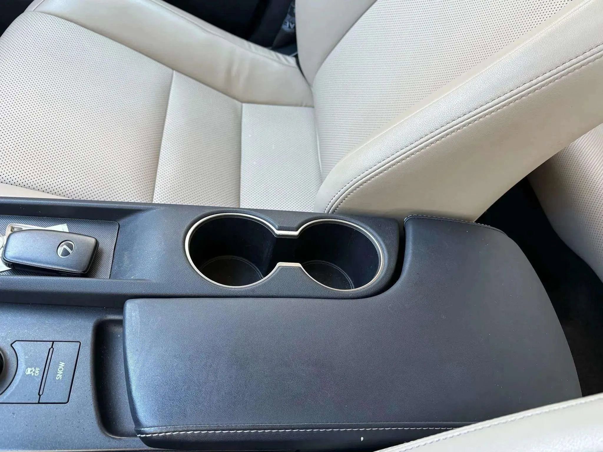 Used 2017 Lexus IS 300 AWD w/ Premium Package image 38