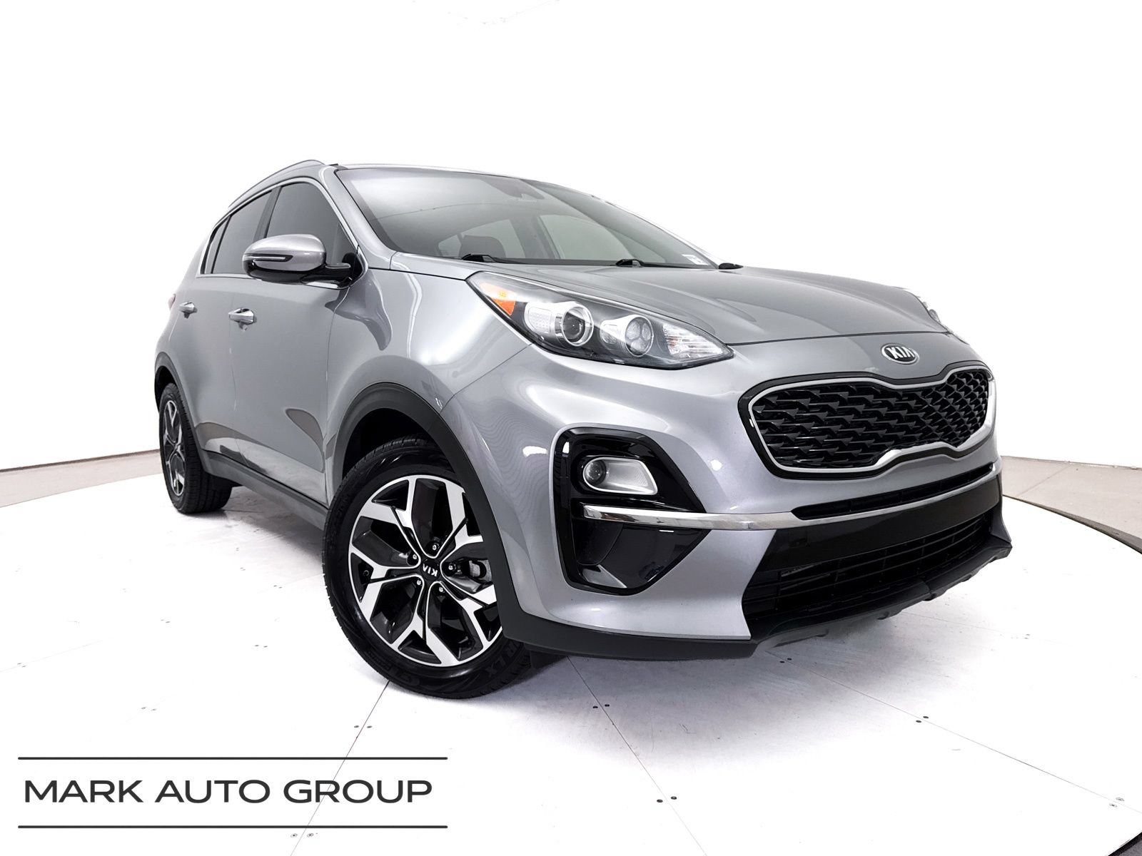 Used 2020 Kia Sportage EX FWD image 1