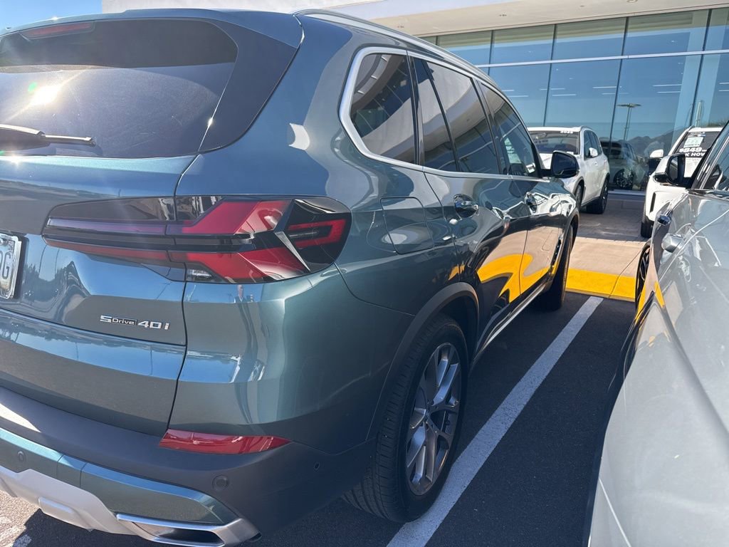 Certified 2024 BMW X5 sDrive40i w/ Premium Package image 4