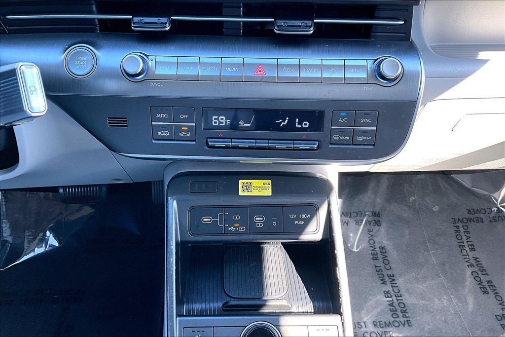 Used 2025 Hyundai Kona SEL FWD image 38