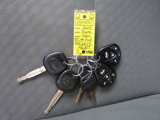 Used 2022 Toyota Tacoma SR image 46