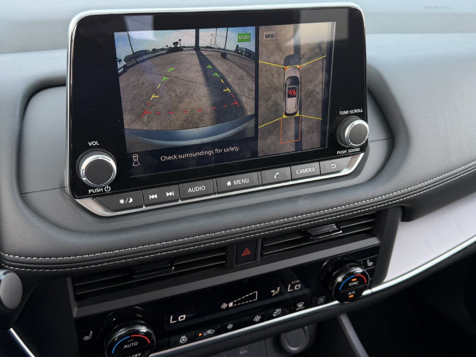 Used 2026 Nissan Rogue Dark Armor FWD image 19