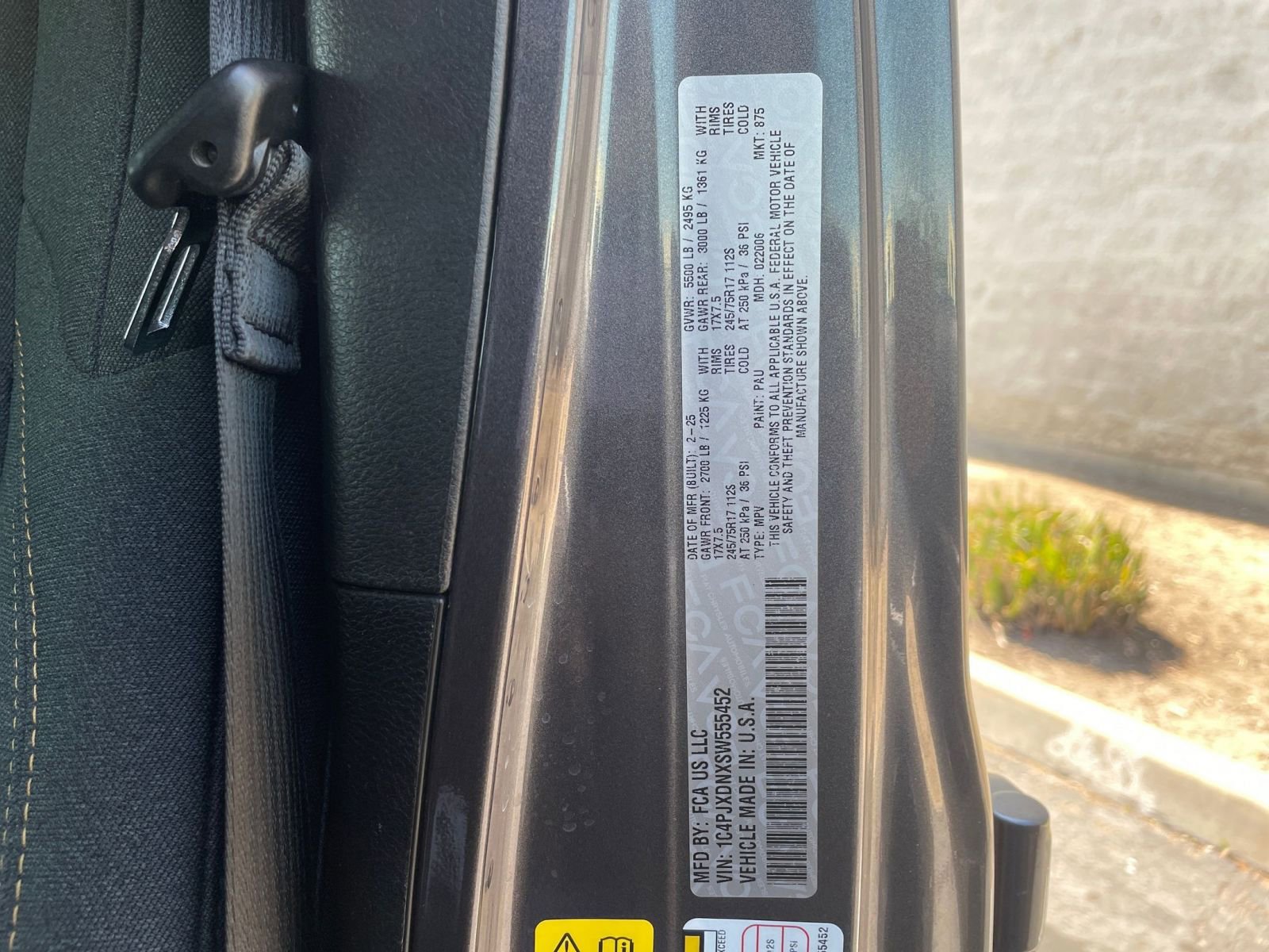 Used 2025 Jeep Wrangler Sport S image 28