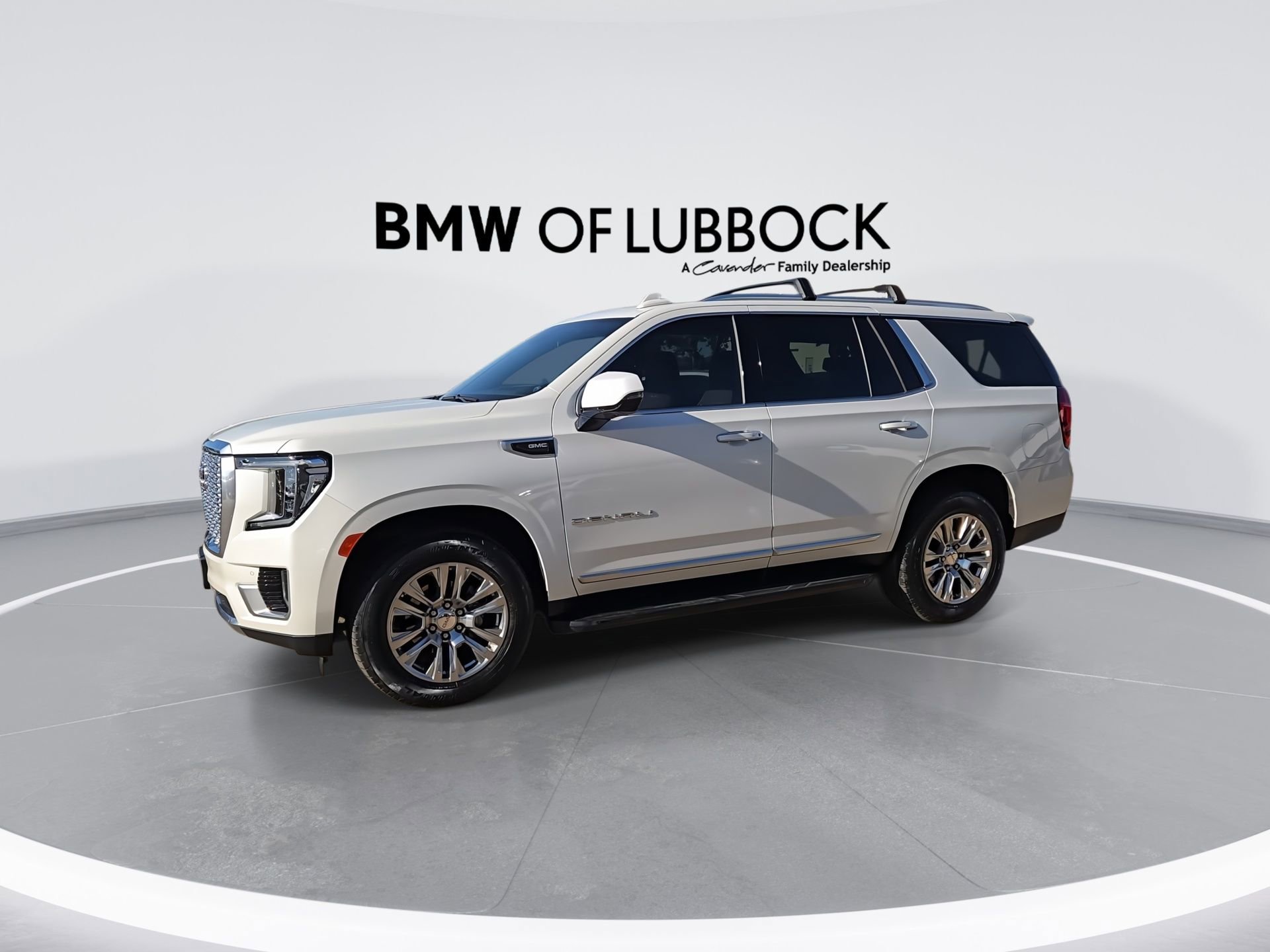 Used 2024 GMC Yukon Denali AWD/4WD image 5