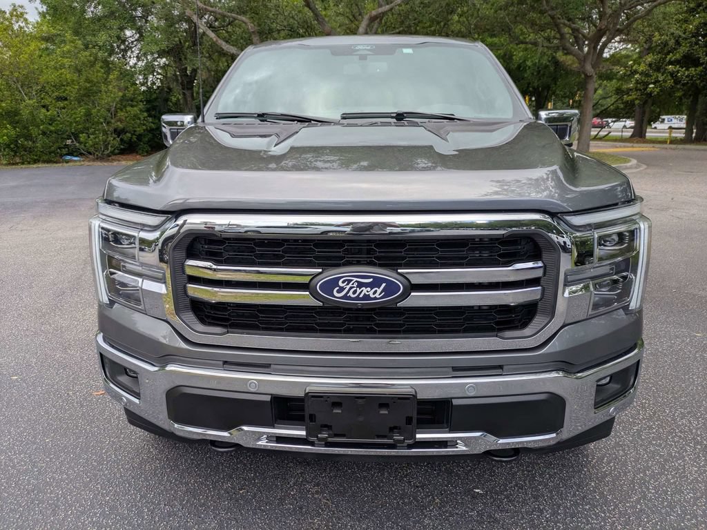 Used 2025 Ford F150 Lariat w/ Equipment Group 501A Mid AWD/4WD image 9