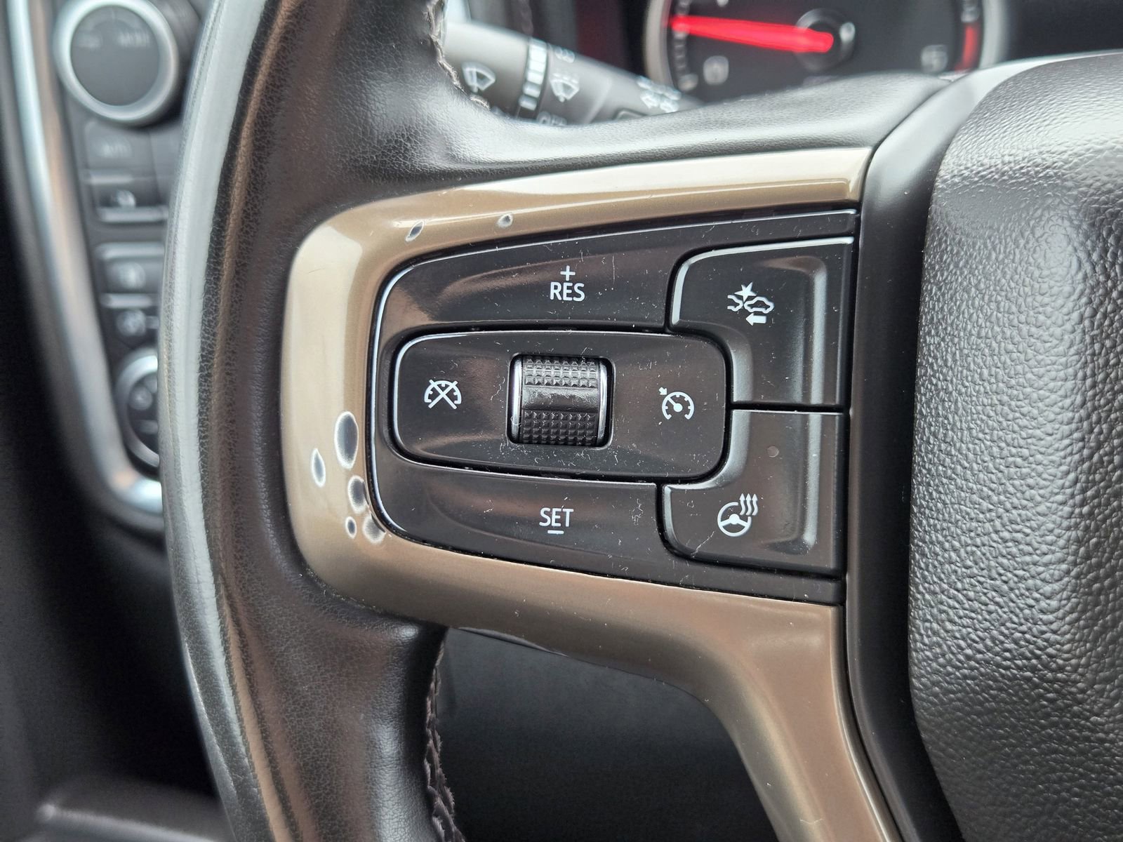 Used 2023 Chevrolet Silverado 3500 High Country w/ Technology Package image 29