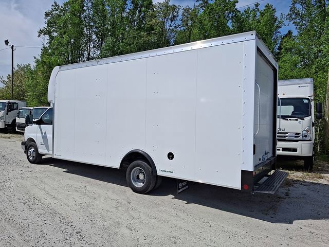 New 2024 Chevrolet Express 4500 w/ Driver Convenience Package RWD image 2